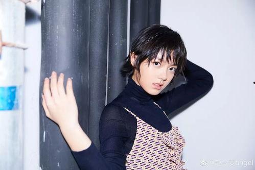 娱乐吃瓜君17岁,揭秘娱乐圈那些不为人知的幕后故事 第3张 娱乐吃瓜君17岁,揭秘娱乐圈那些不为人知的幕后故事 第3张